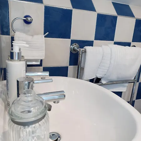 Of Family Occupied House Double With Free Parking In *